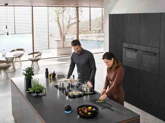 Miele Induktionskochfeld KMDA 7272-1 FL Silence Miele Induktionskochfeld KMDA 7876-1 FL MattFinish