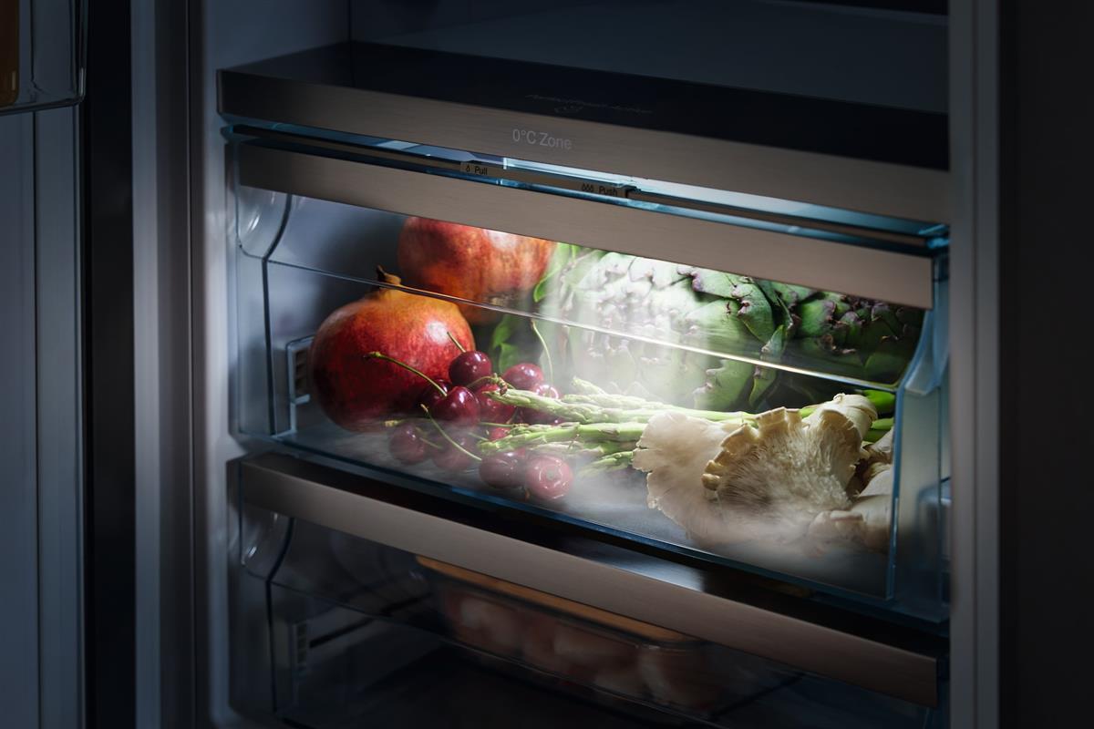 Miele K 7777 B Einbau Kühlschrank mit FlexiLight2.0 Miele K 7778 B Einbau Kühlschrank mit FlexiLight2.0