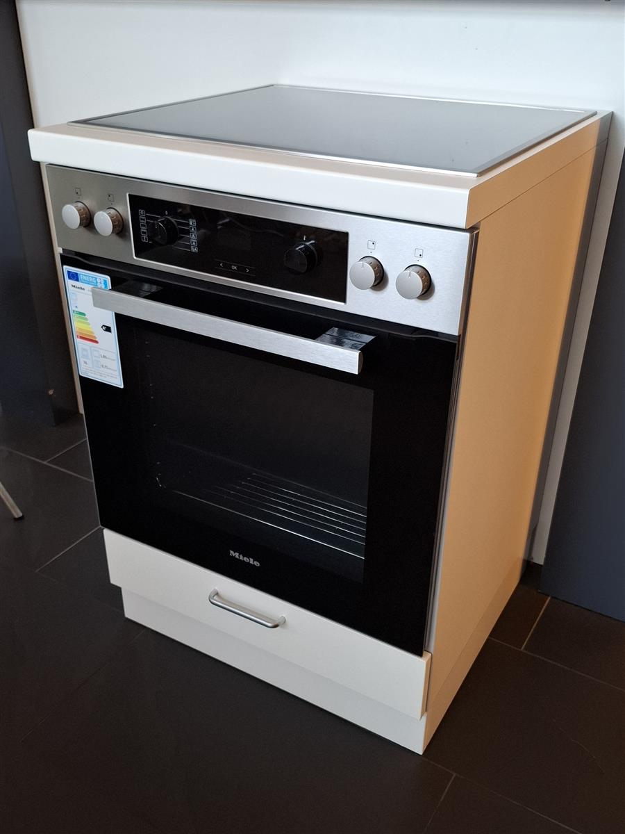 Miele Küchenpaket H 2266-1 E + KM 6013 ED H 2266-1 E + KM 6013 ED + Möbelkorpus Miele Küchenpaket H 2266-1 E + KM 6013 ED H 2266-1 E + KM 6013 ED + Möbelkorpus
